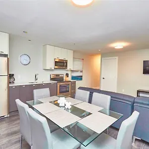 luxury-boutique-two-bedroom-condo-2b.niagara-fallshotels.com/